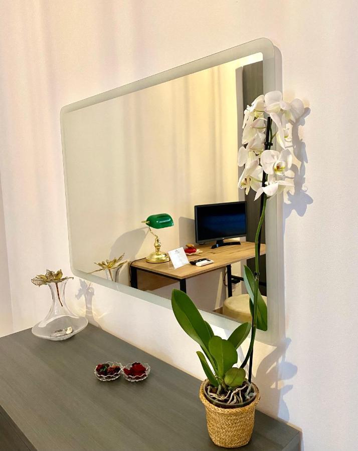 Suite Gaia Bari Exterior foto