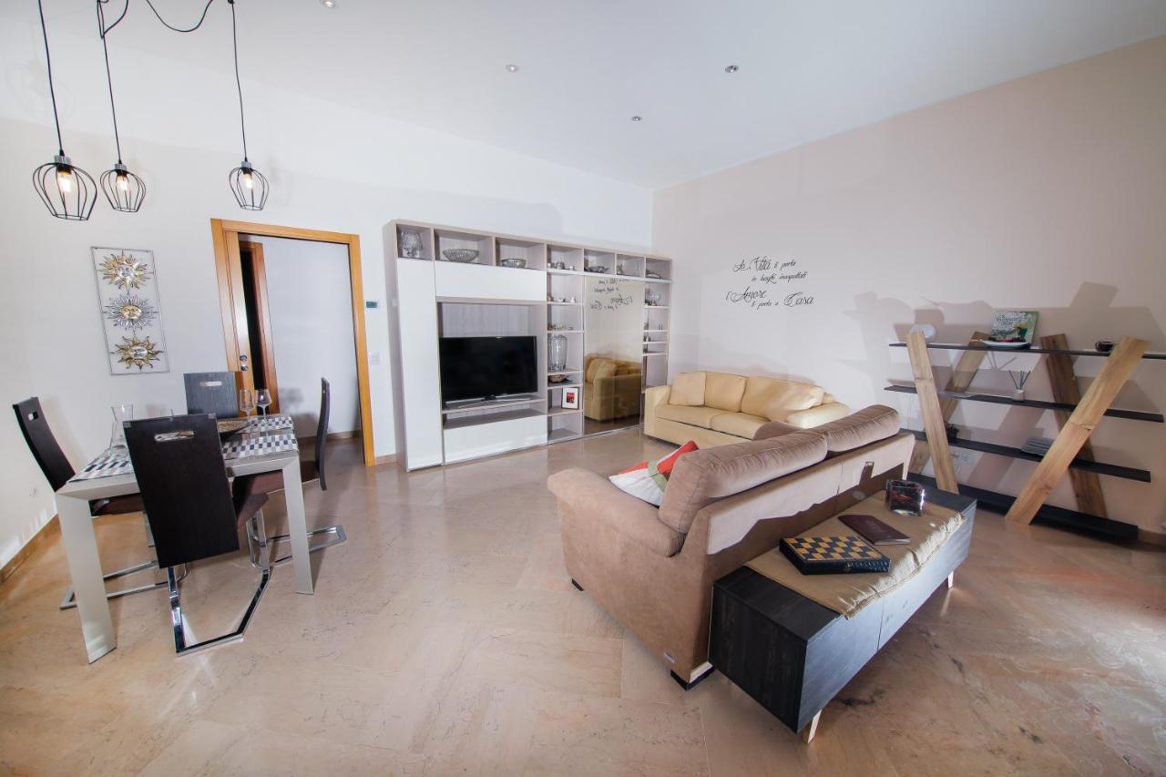 Suite Gaia Bari Exterior foto
